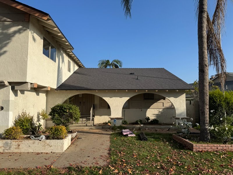 TopRidge Roofing Inc. team at work in Chino, CA
